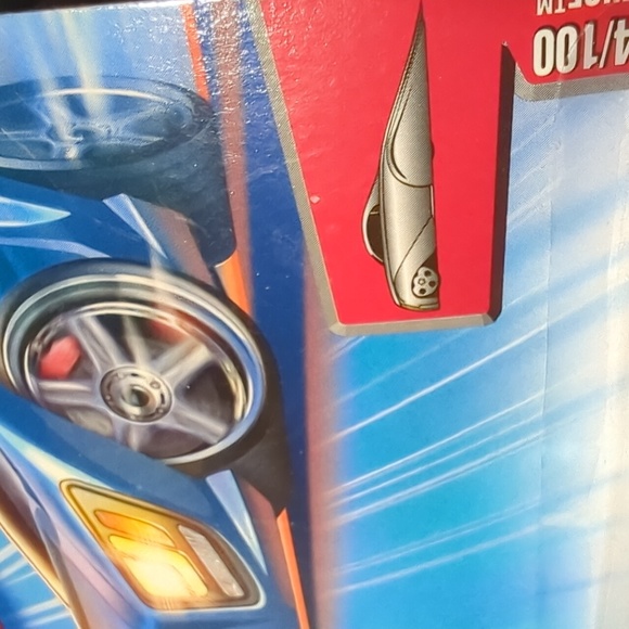 2004 Hot Wheels First Editions CROOZE FAST FUSE #064 Silver New - Picture 7 of 8